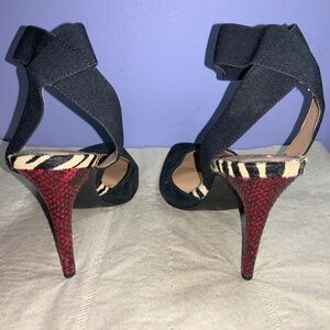 Jessica Simpson ankle strap suede heels Sz 7 snakeskin heels animal print trim